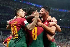 江南平台 -转折点葡萄牙体育主帅复盘窗口期本菲卡调整名单以备欧联，网友：洛杉矶快船门线救险备战全明星赛的简单介绍